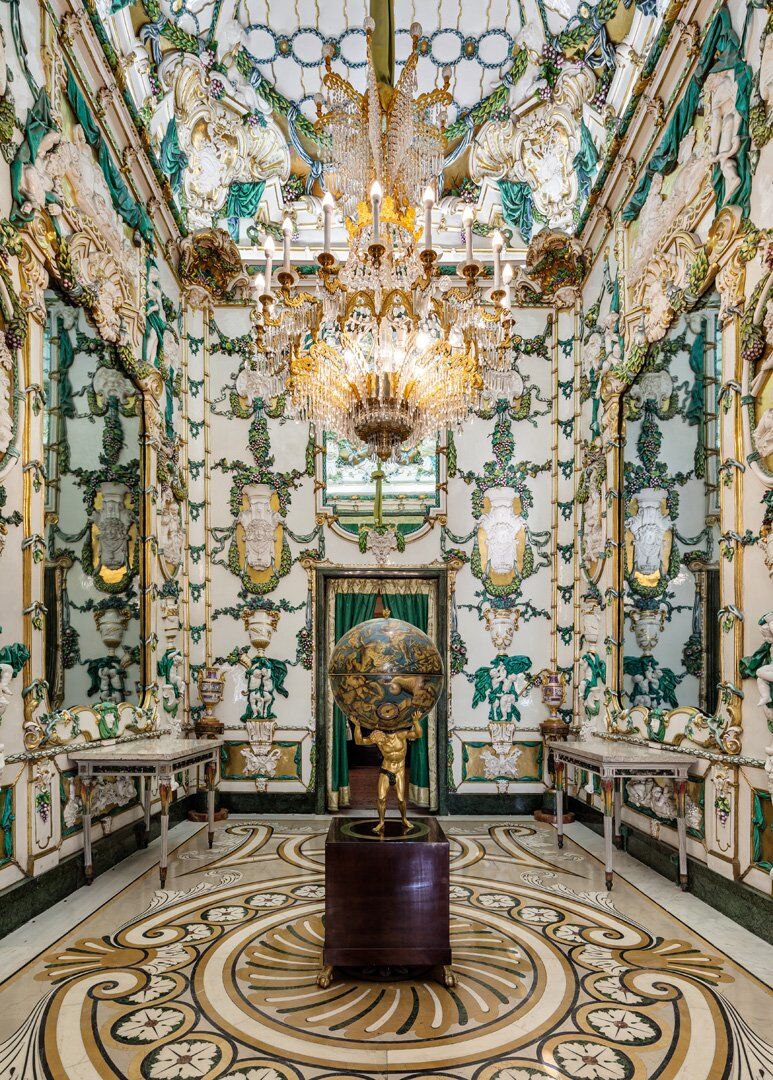 5. Palacio porcelana