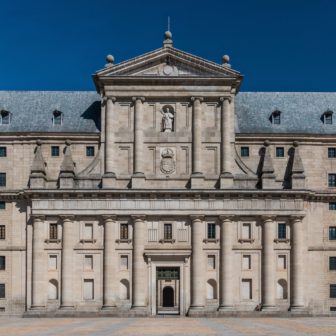 5 El Escorial 5 Fachada principal en la visita guiada privada de Monasterio de El Escorial